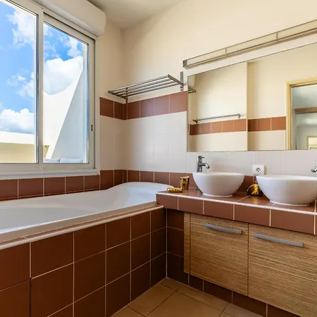 Le Naia Jardin D'eden - Couple Only - Piscine - Jacuzzi - Parking - Village Naturiste Agde